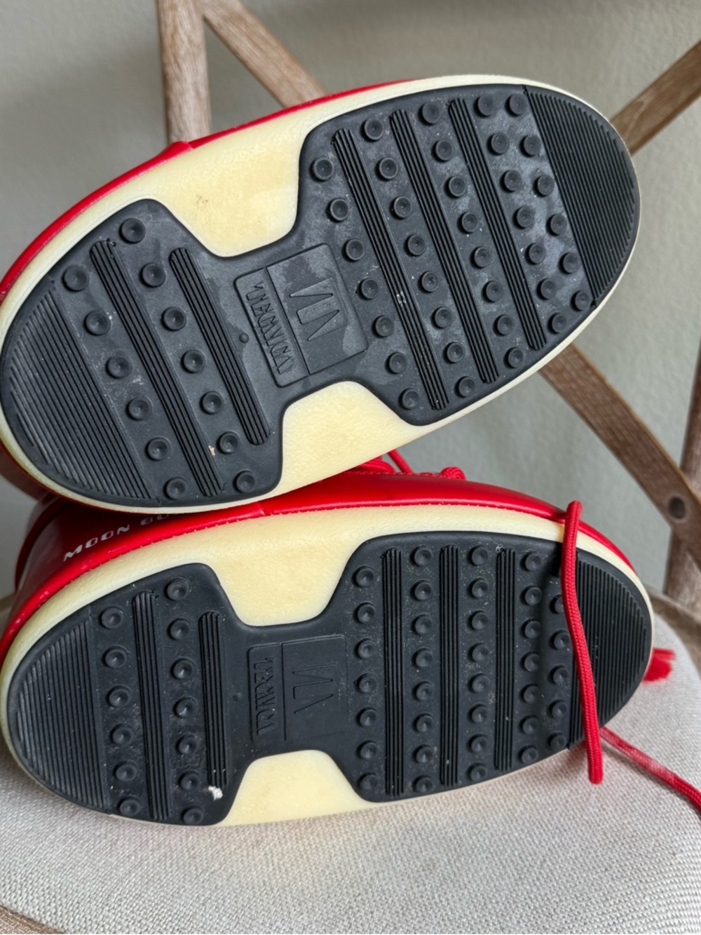 Moon boot icon low red nylon boots - Picture 3 of 6